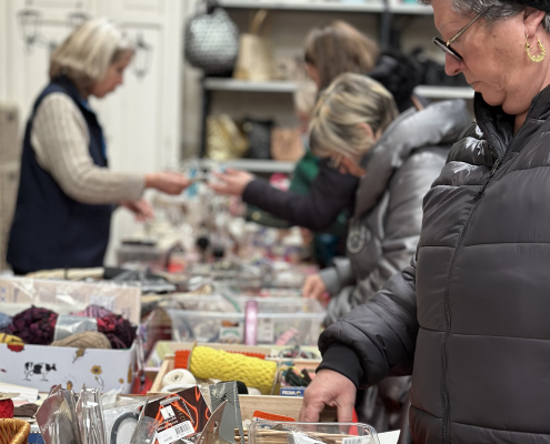 Photo Braderie Brignais Stand Bijoux