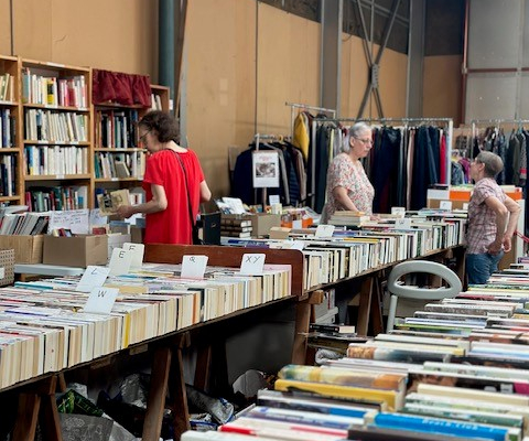 Braderie_SPALyon_StandLivres